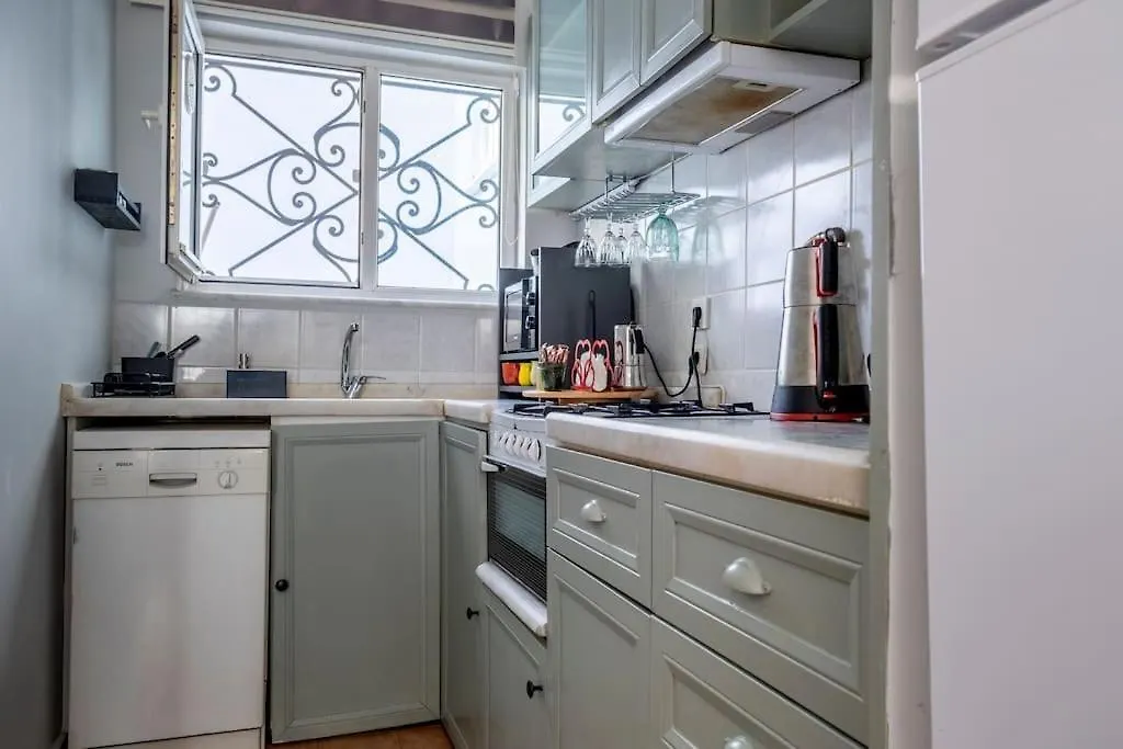 Spacious Dublex In Cihangir اسطنبول 0*,