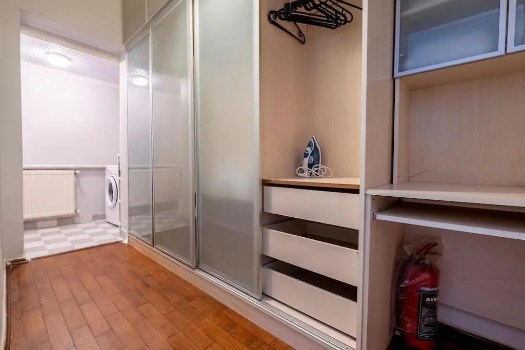 شقة Spacious Dublex In Cihangir اسطنبول
